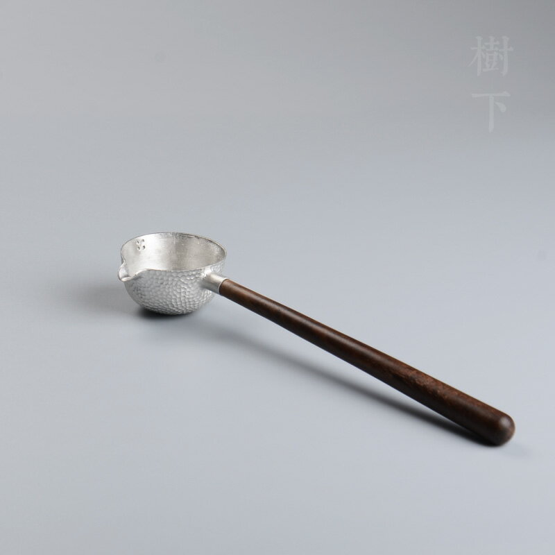 純錫茶勺分茶器日式實木長柄茶湯勺手工錘紋茶勺茶道功夫茶具配件1入