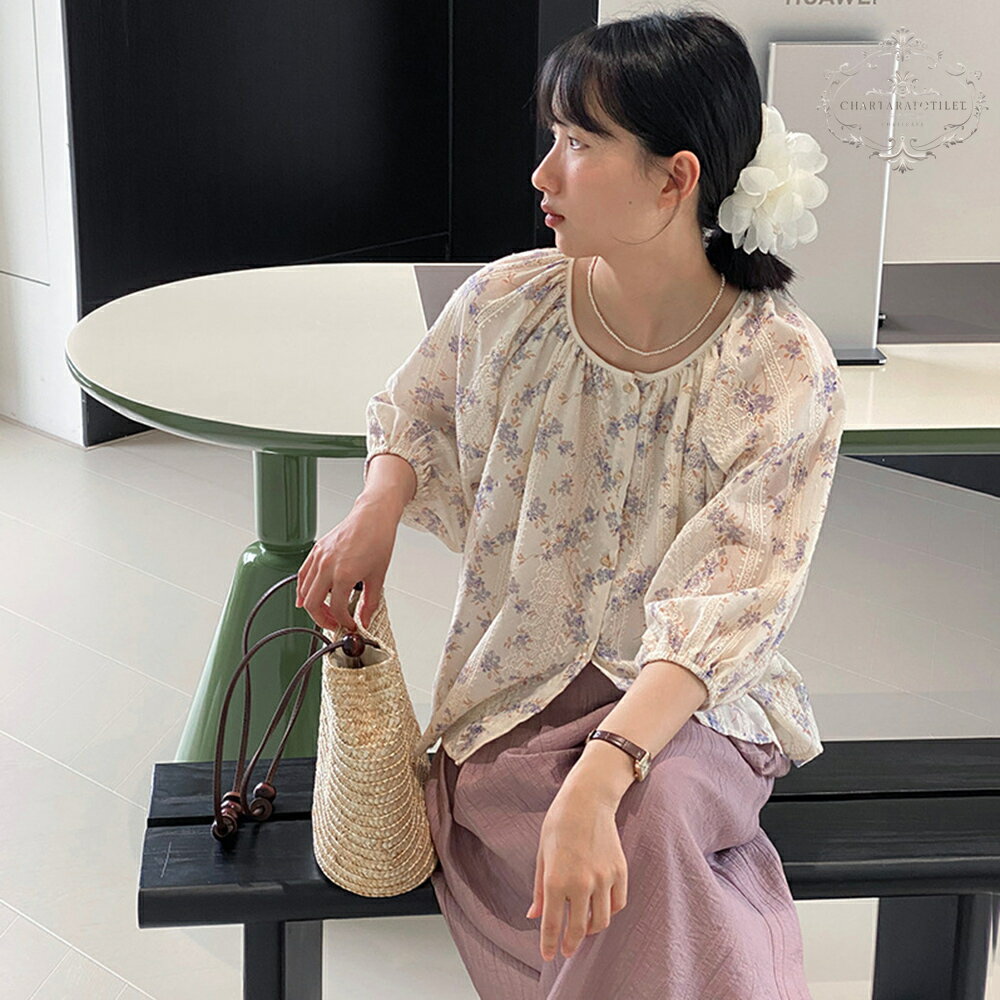 Charlotte 法系溫柔印花蕾絲七分袖 甜美顯瘦碎花上衣 刺繡紫色小花朵 浪漫小花法式上衣 春夏短袖上衣 CHT31