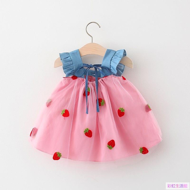 1-5 歲女孩連身裙夏季無袖牛仔拼接紗布洋裝草莓櫻桃圖案公主裙