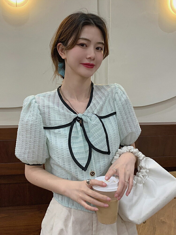 洋氣蝴蝶結短袖襯衫女設計感小眾夏季年新款韓版寬松顯瘦上衣