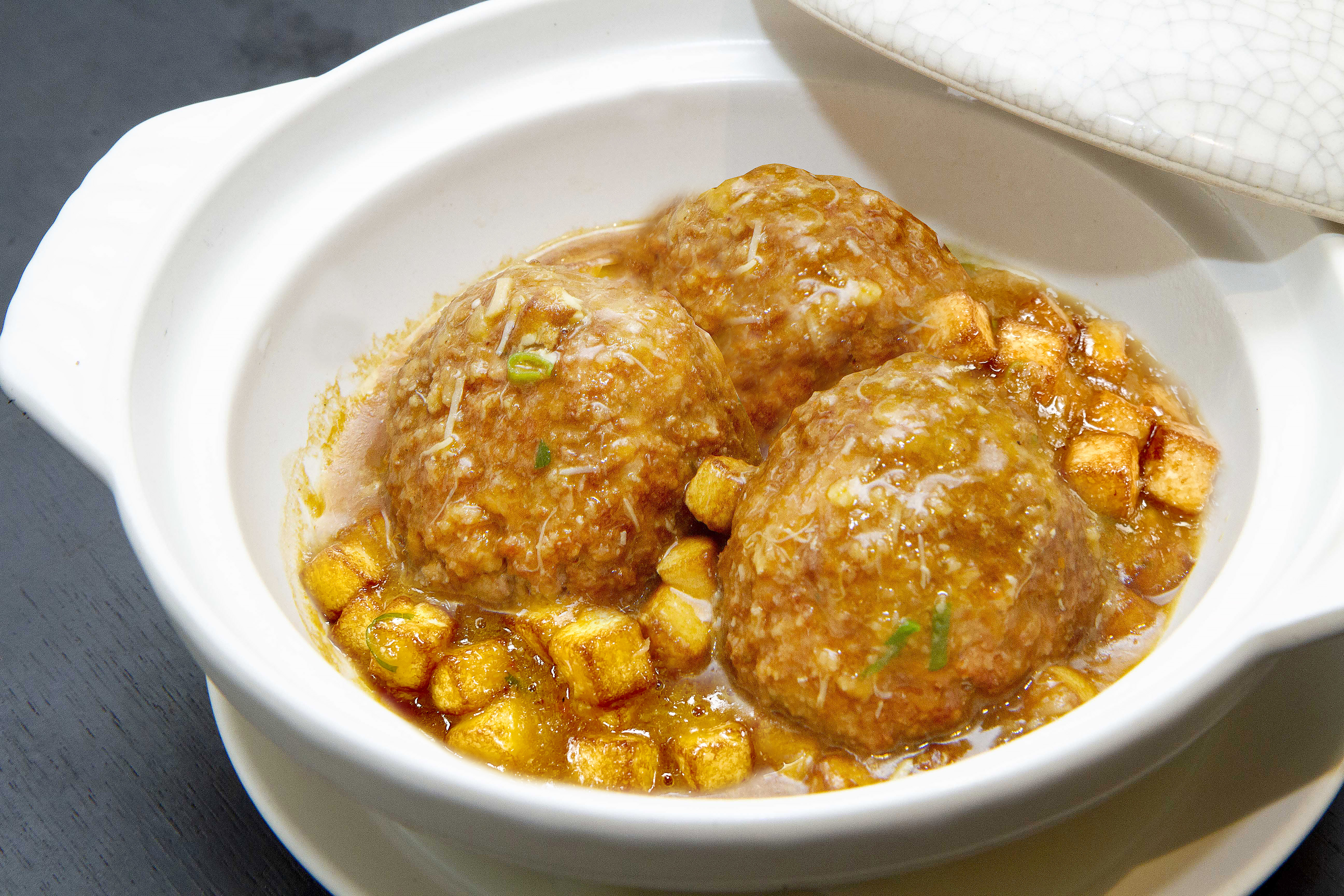 蟹粉獅頭煲(3顆)