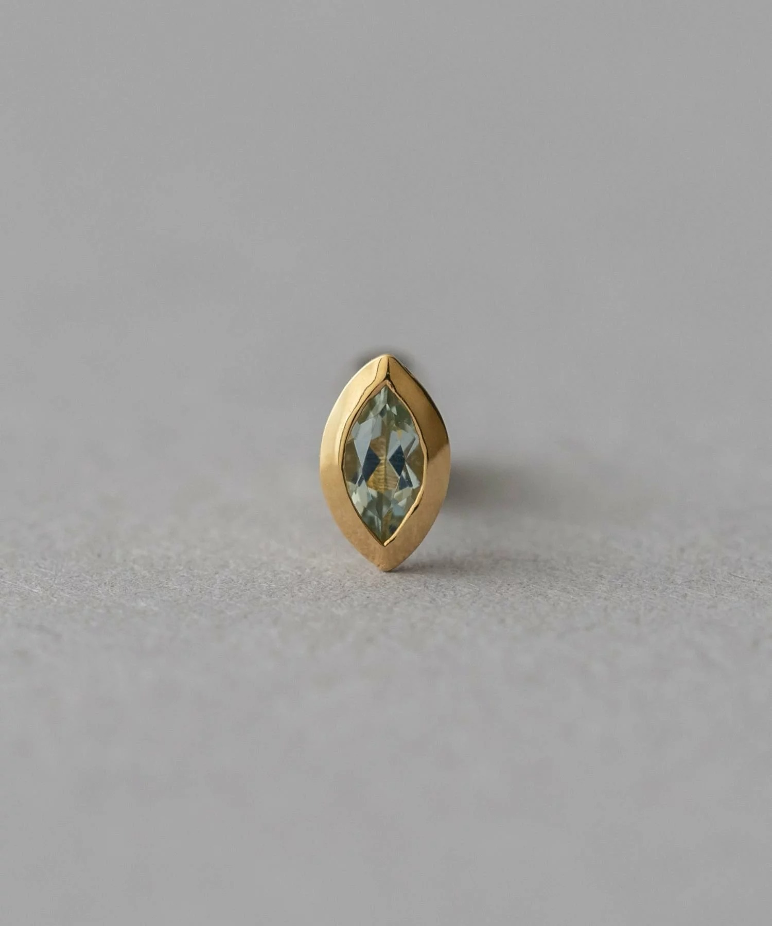 [bijoux] ete K18YG 海藍寶石橢圓單耳環 | 耳環 送禮 情人節 [Rakuten Fashion]