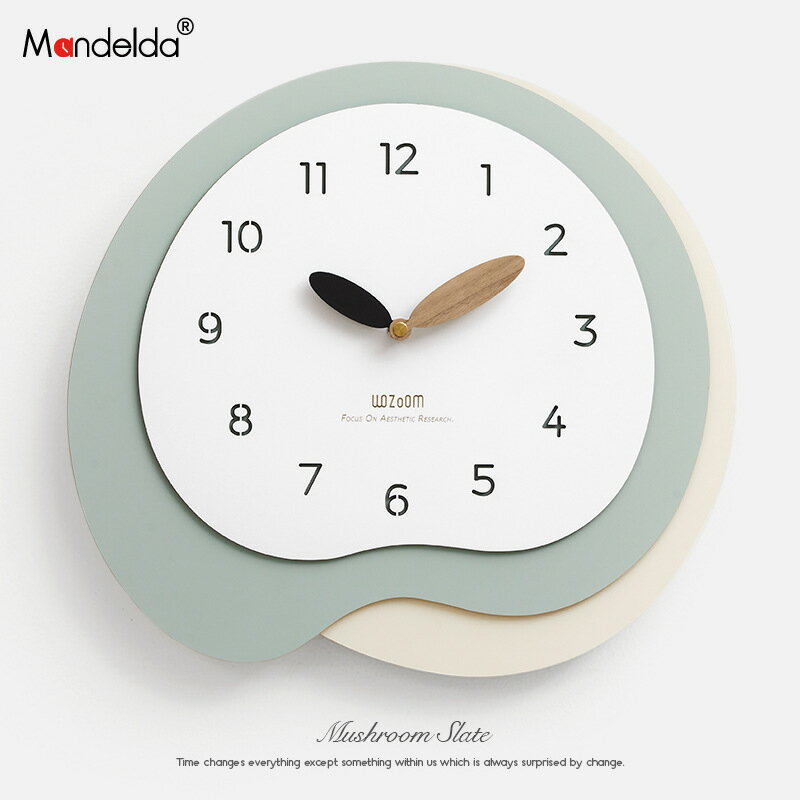 Mandelda免打孔時鐘客廳可愛鐘表裝飾品創意家用2022新款北歐掛鐘
