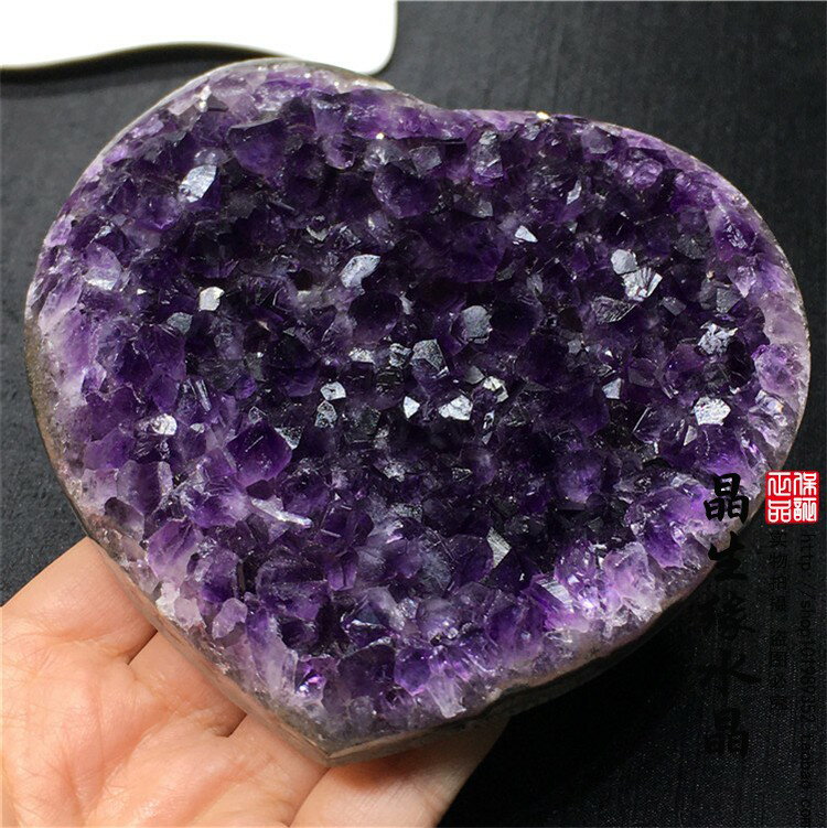 天然烏拉圭紫水晶洞塊打磨愛心擺件招財辟邪鎮宅實物圖