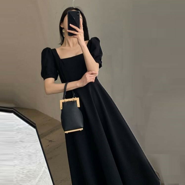 甜美連衣裙2021新款夏季法式復古方領氣質過膝長裙赫本風小黑裙潮