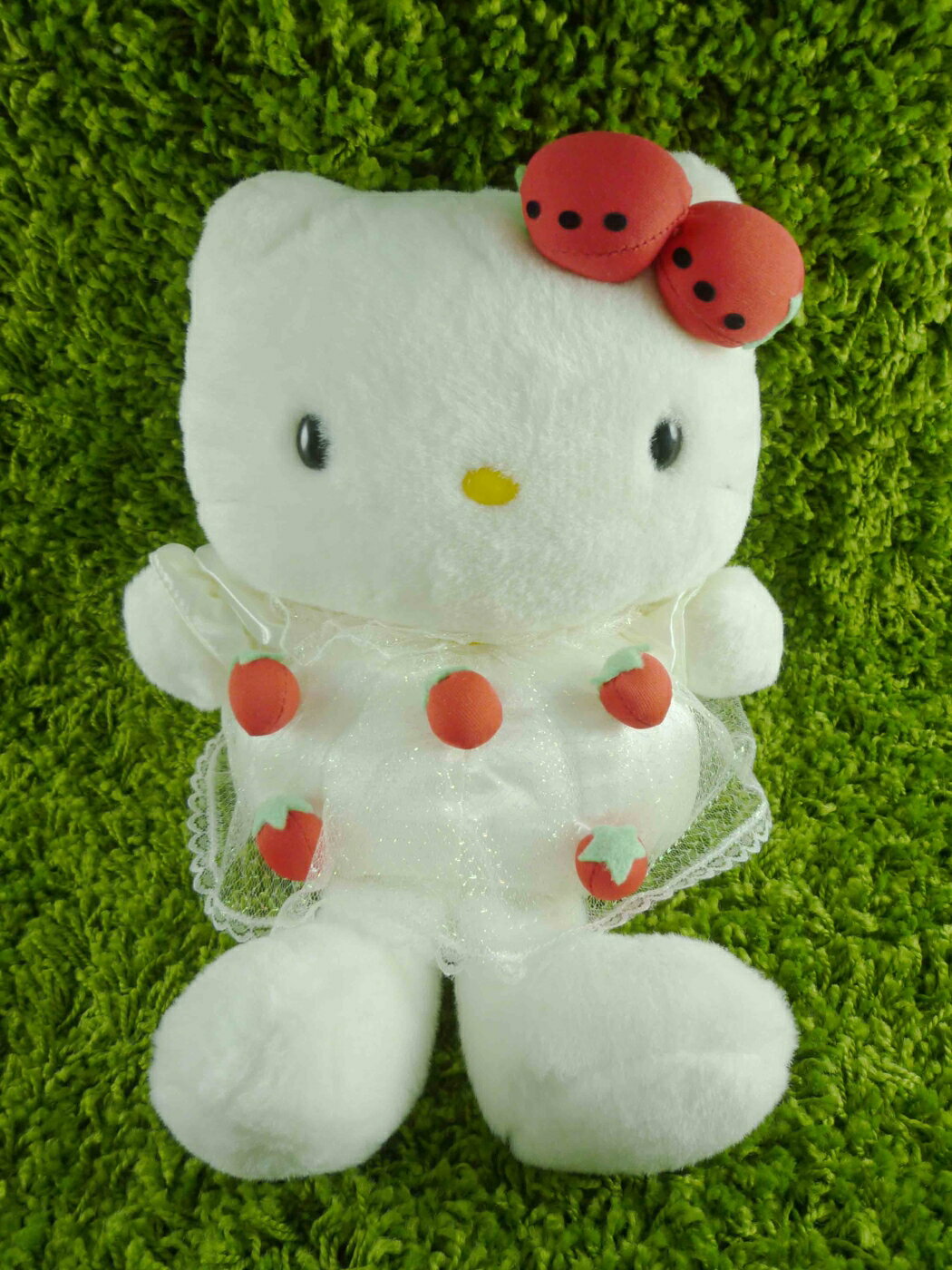 【震撼精品百貨】Hello Kitty 凱蒂貓 絨毛娃娃-草莓(L) 震撼日式精品百貨