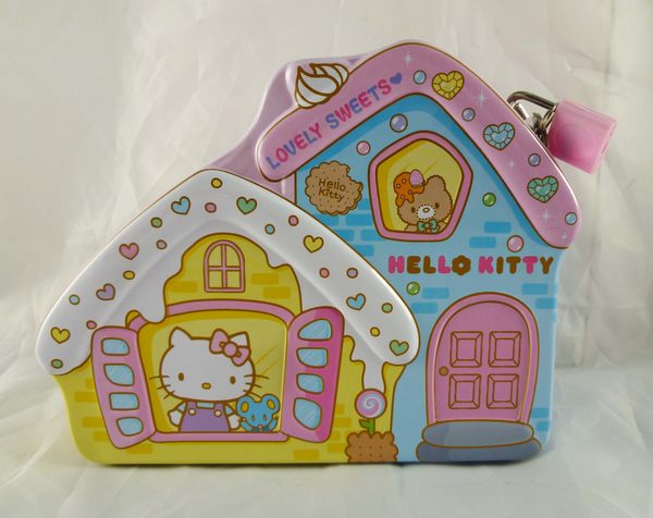 【震撼精品百貨】Hello Kitty 凱蒂貓 鎖匙存錢鐵盒 糖果屋 震撼日式精品百貨
