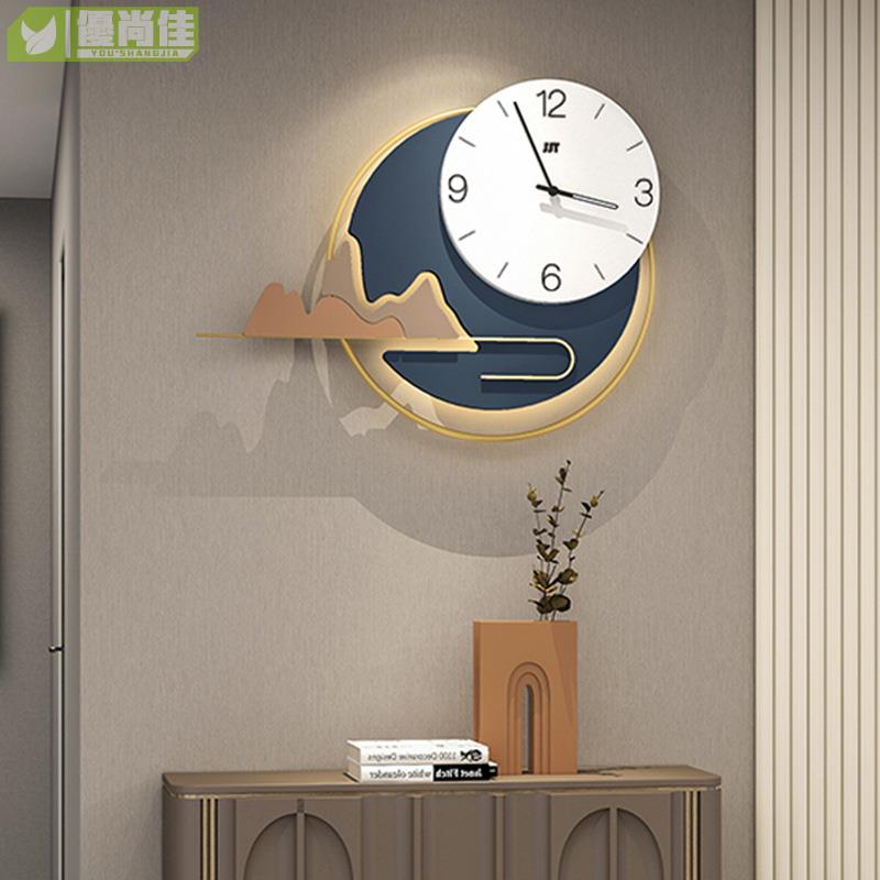 輕奢掛鐘客廳家用時尚現代簡約鐘表個性創意網紅帶燈裝飾時鐘掛墻