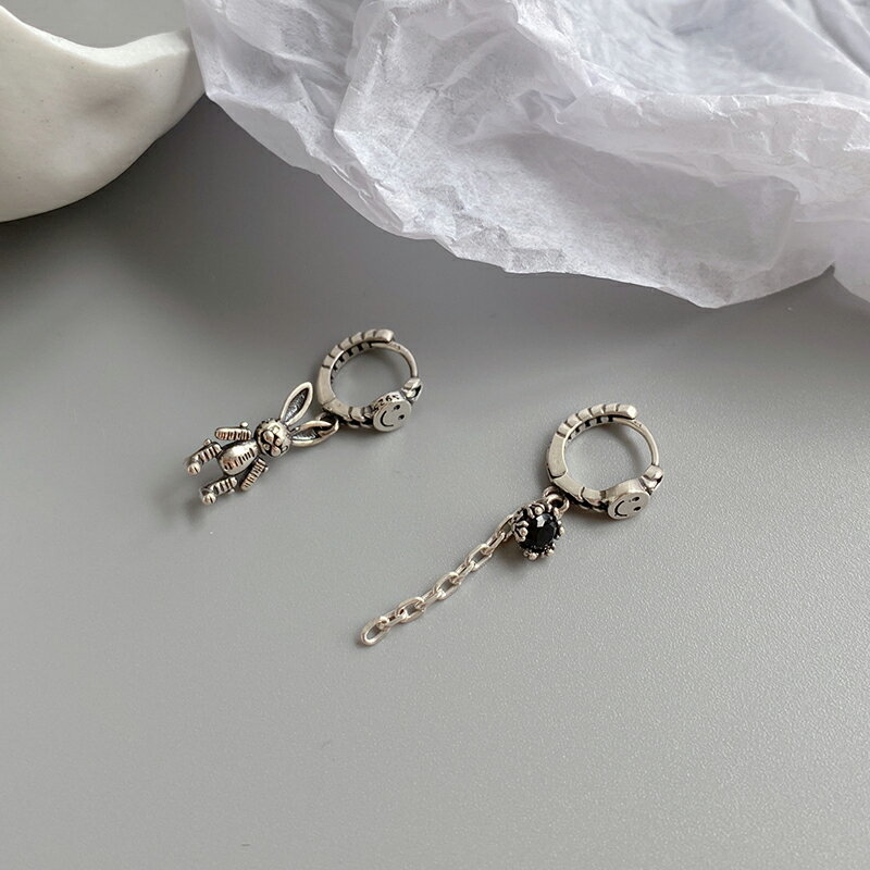 純銀兔子耳環女年新潮款重工鏈條笑臉耳釘不對稱流蘇創意耳飾 1