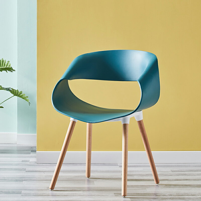 伊姆斯椅 伊姆斯椅子北歐伊姆斯書桌椅簡約現代餐桌椅子組合塑料靠背椅子家用小戶型凳【MJ23820】 2