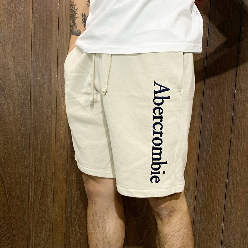 美國百分百【全新真品】Abercrombie & Fitch 短褲 棉質 休閒 AF 短褲 logo 米白色 CA77