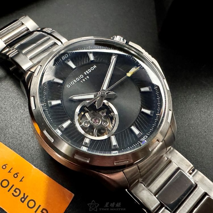 GiorgioFedon1919手錶,編號GF00130,42mm銀圓形精鋼錶殼,黑色鏤空, 中三針顯示錶面,銀色精鋼錶帶款,精美絕倫!