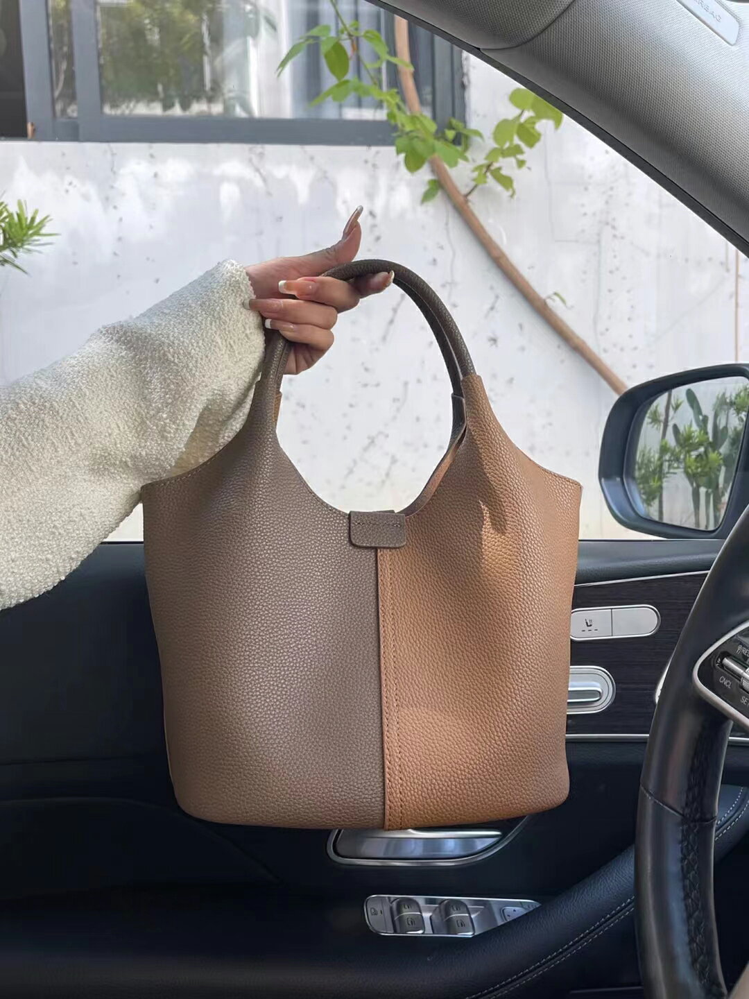 2022新款軟皮質感菜籃子水桶包復古簡約大容量單肩斜挎包子母包女