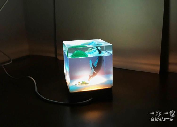 樹脂滴膠擺件 滴膠成品鯨魚禮物滴膠工藝品52赫茲鯨魚擺件車載飾品走心的小禮物交換禮物