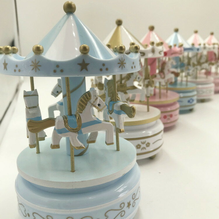 音樂盒生日蛋糕烘焙裝飾八音盒旋轉木馬聖誕裝飾禮物家居