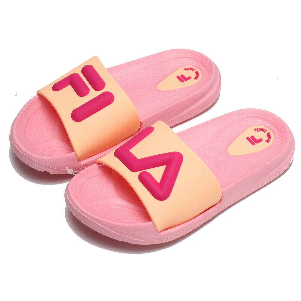 【滿千折百】FILA 童鞋 拖鞋 粉紅 立體LOGO 防水 膠拖 中童 (布魯克林) 2S828V550