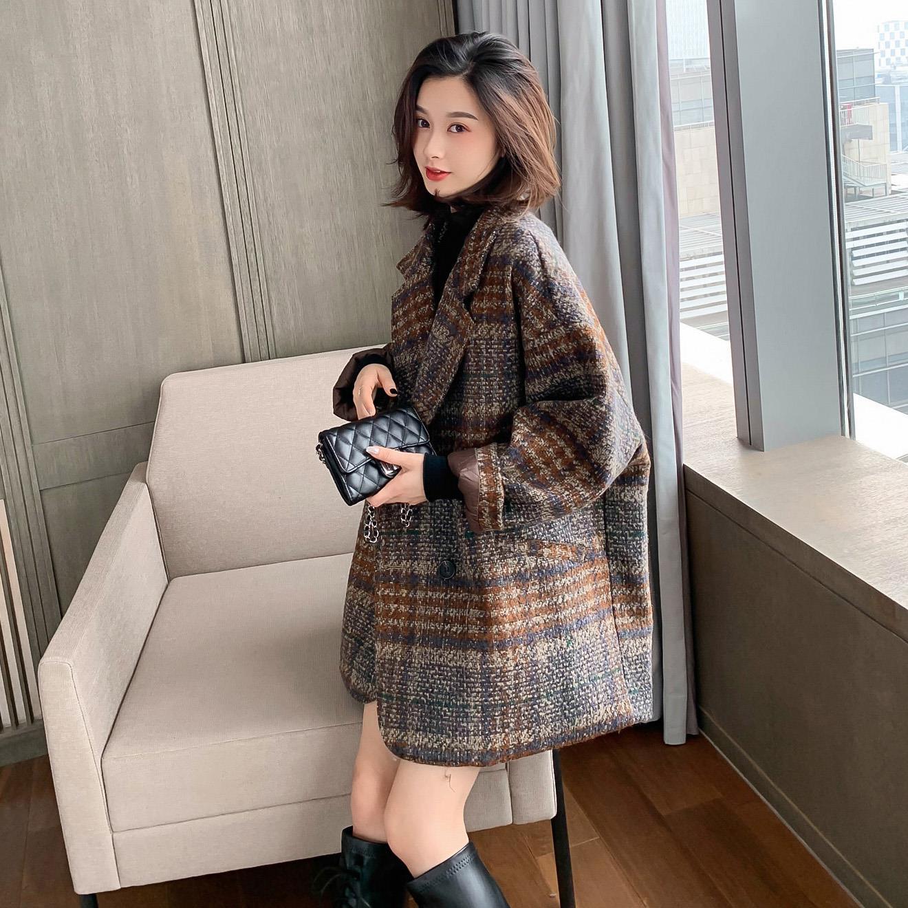 格子中長款加厚女2024春季新款小香風高階寬松呢子大衣西裝外套女-享樂