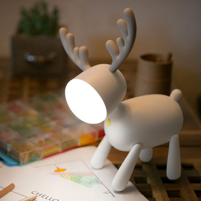 ✤宜家✤白色覓鹿夜燈 趣味尾巴開關 USB充電 智能定時 調整亮度