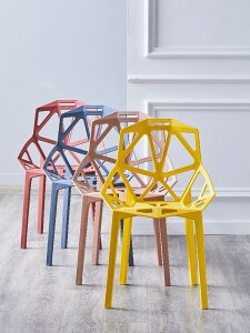 化妝椅 北歐網紅餐椅現代簡約家用椅子輕奢塑料靠背凳子書桌化妝椅休閑椅『XY11083』