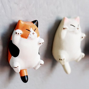 手工立體貓咪磁鐵 冰箱小動物磁鐵 照片書房裝飾 辦公室療癒小物 日本可愛雜貨《波卡小姐 貓咪小物》 PN0028