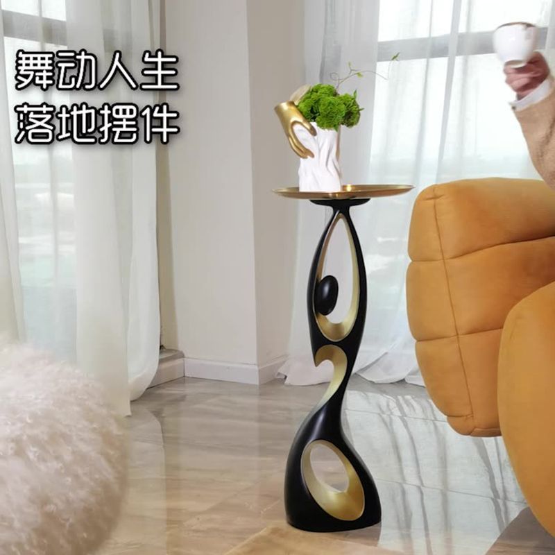 創意藝術人物落地擺件現代輕奢客廳電視櫃旁邊高階感抽象裝飾品