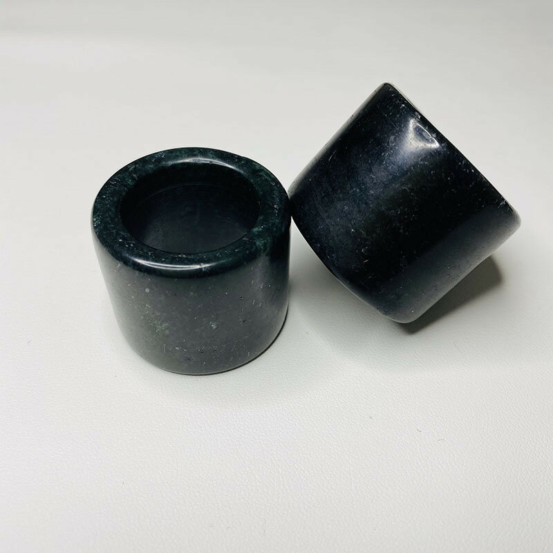 新疆活磁天然墨綠玉扳指戒指 黑綠玉扳指玉指環玉戒指 男女款手飾