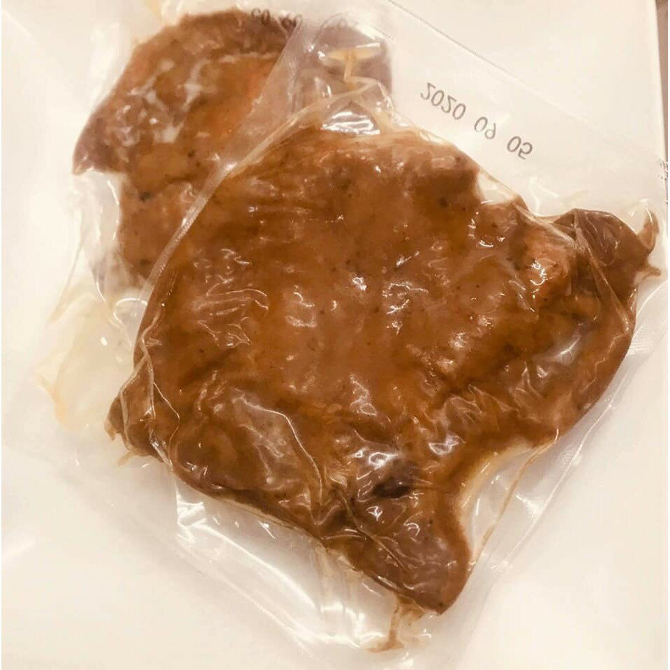 滿一千五就送雞塊兩包！古早味排骨~加熱即可食用