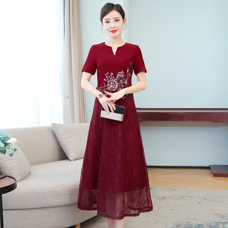 新款婚宴媽媽禮服蕾絲連衣裙喜婆婆婚宴裝高貴丈母孃中長款