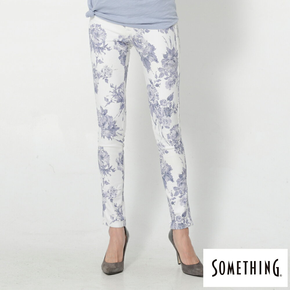 SOMETHING  LADIVA花朵合身牛仔褲-女款 藍紫色