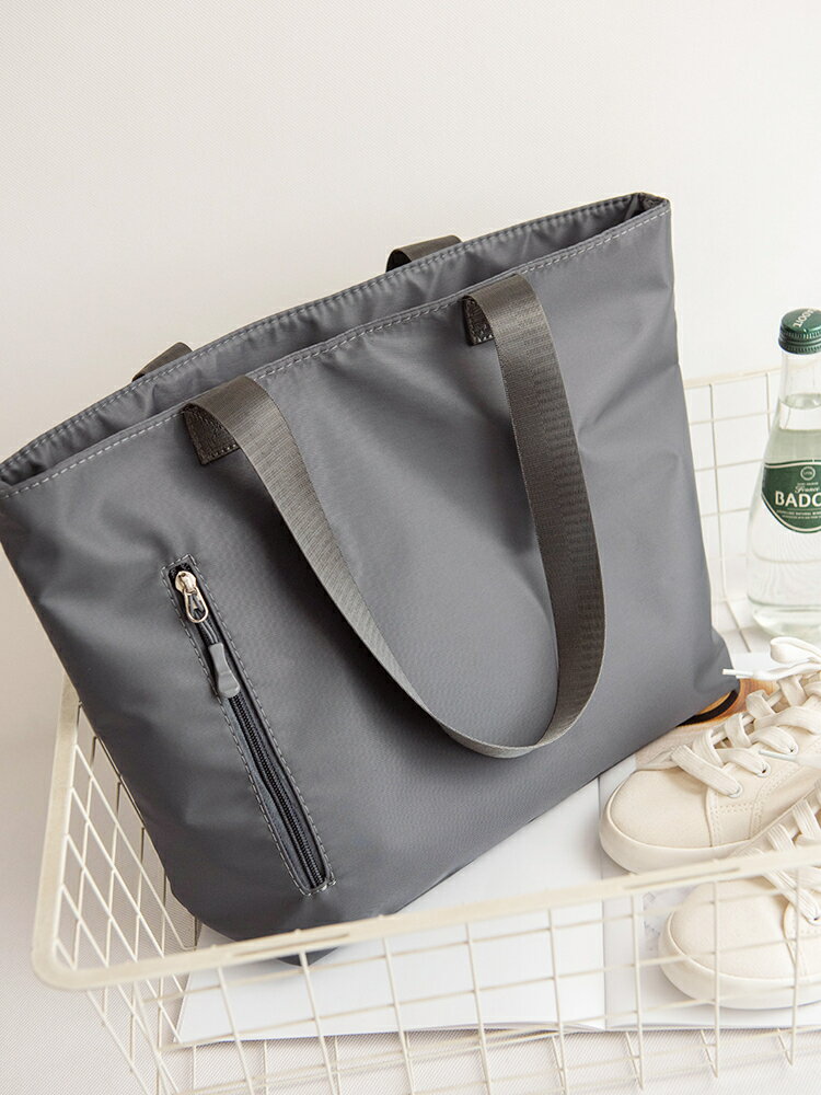 大容量托特包肩背包