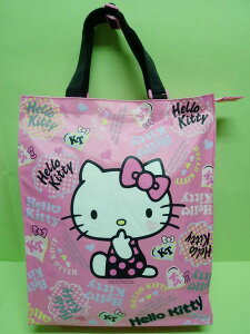 【震撼精品百貨】Hello Kitty 凱蒂貓 手提袋 側坐英文字母 震撼日式精品百貨