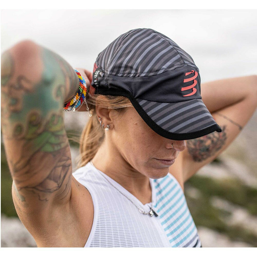 瑞士 Compressport 超輕量跑帽 馬拉松 路跑 2