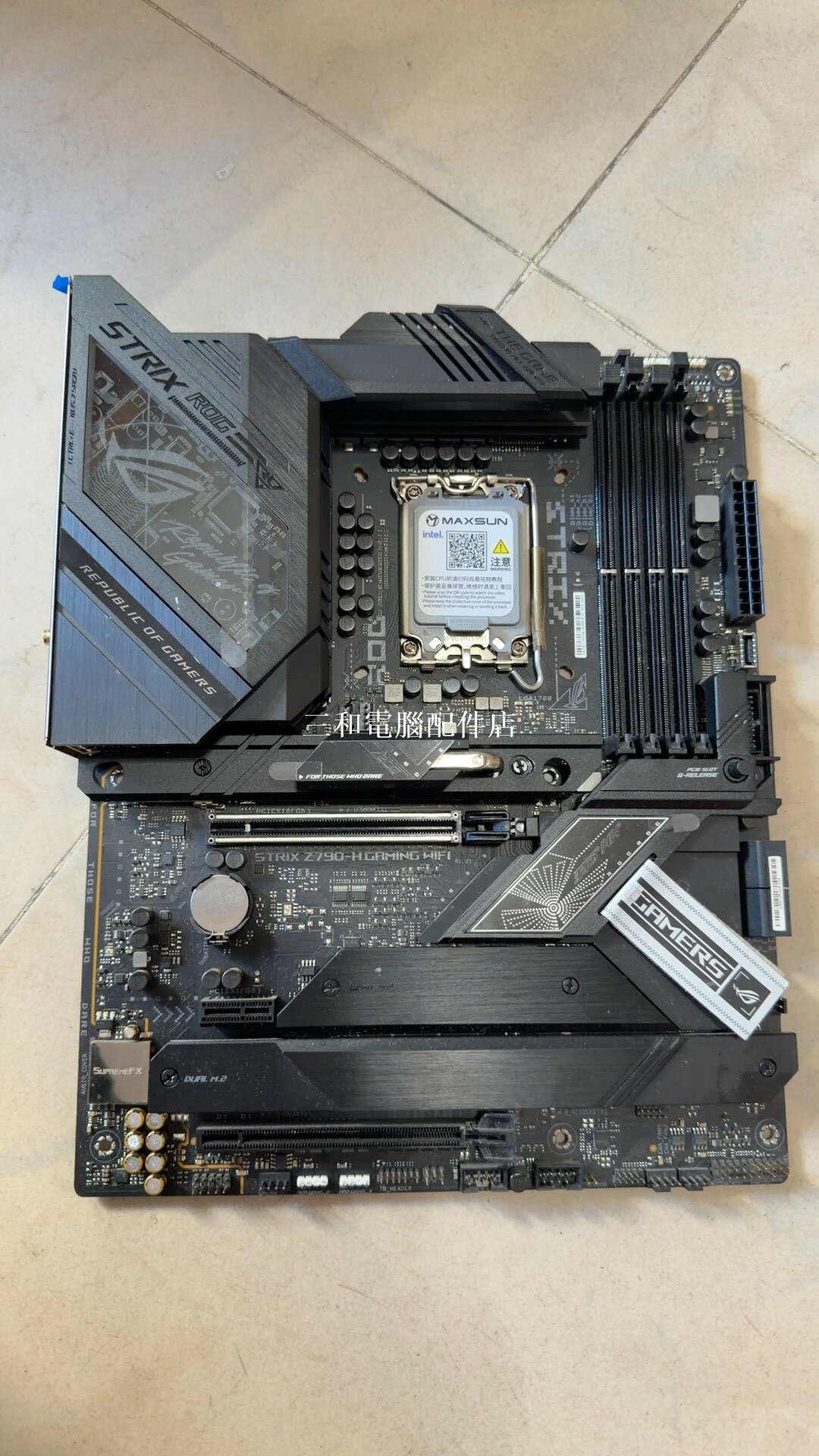 ROG STRIX Z790-H GAMING WIFI 主機板 DDR5 新成色 完美狀態