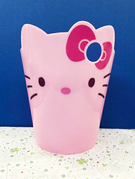 【震撼精品百貨】Hello Kitty 凱蒂貓 HELLO KITTY 塑膠垃圾桶-大臉造型M#88132 震撼日式精品百貨