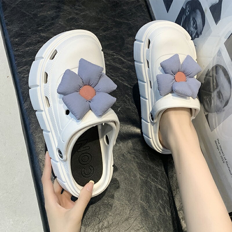 兩穿踩屎感涼拖鞋女外穿夏季新款可愛卡通花朵可濕水洞洞鞋