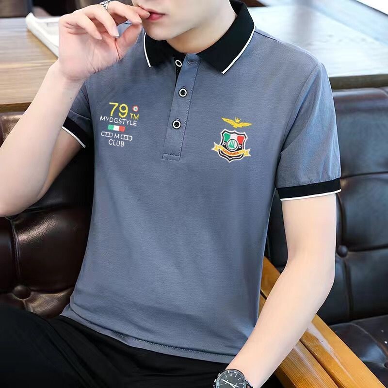 時尚翻領POLO衫男|大尺碼100公斤男裝上衣|夏季新款徽章上衣|寬鬆短袖POLO衫時尚翻領打底衫|男士半袖POLO衫