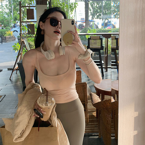 ANNAS 特價 一字裸背Bra小可愛 免穿內衣 自帶胸墊 罩杯 無痕 性感 爆乳 辣妹 美背 細肩帶 大露背 韓國 1