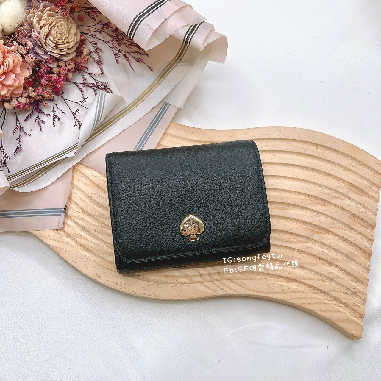 美國代購🇺🇸台灣現貨 Kate spade  新款 兩折牛皮短夾 7