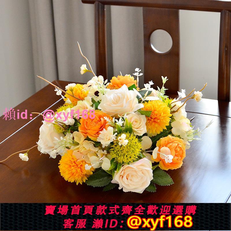 圓形酒店餐桌中間擺花餐廳圓桌桌花宴會裝飾花藝會議室桌面擺件花