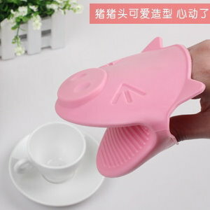美麗大街【BFN01E4E19】可愛創意小豬造型隔熱手套
