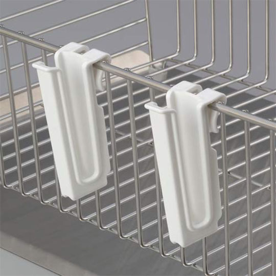 小禮堂 日本INOMATA 日製塑膠可掛式濾水杯架組《2入.白》收納架.水瓶架 5