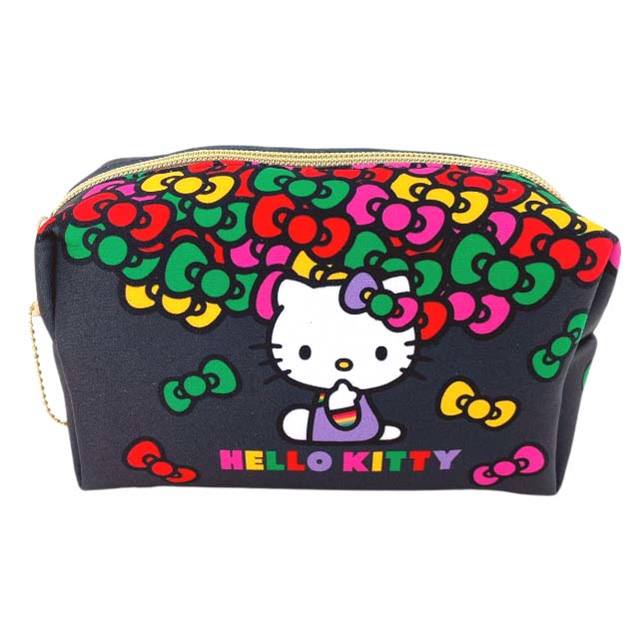 小禮堂 Hello Kitty 淺水布拉鍊化妝包 (側坐蝴蝶結款)