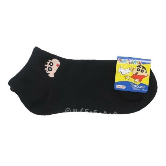 小禮堂 蠟筆小新 成人棉質短襪 23-25cm (黑大頭款)