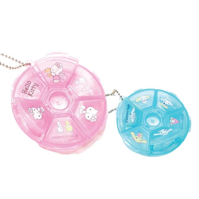 小禮堂 Sanrio 三麗鷗 圓型六格藥盒 (與小夥伴) Kitty 大耳狗