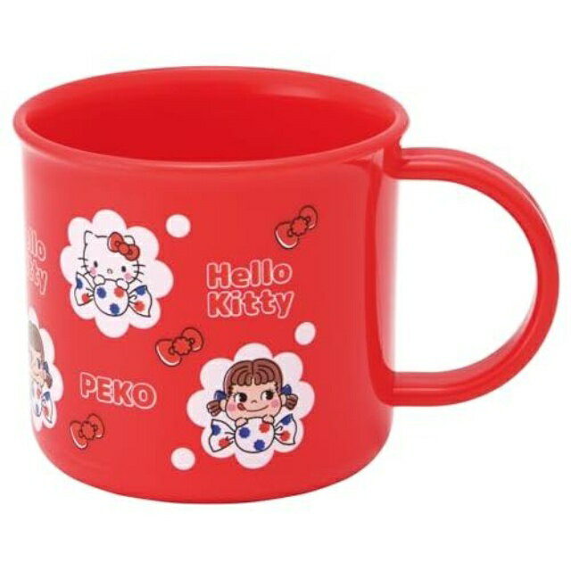 小禮堂 Skater 不二家 x Sanrio 三麗鷗 Hello Kitty 兒童單耳塑膠杯 200ml KE4AAG (紅款)
