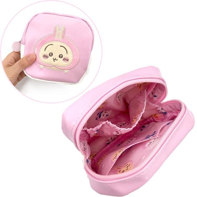 小禮堂 Chiikawa 吉伊卡哇 x 粧美堂 皮質方形收納包 (桃子款) 吉伊 小八 烏薩奇 4