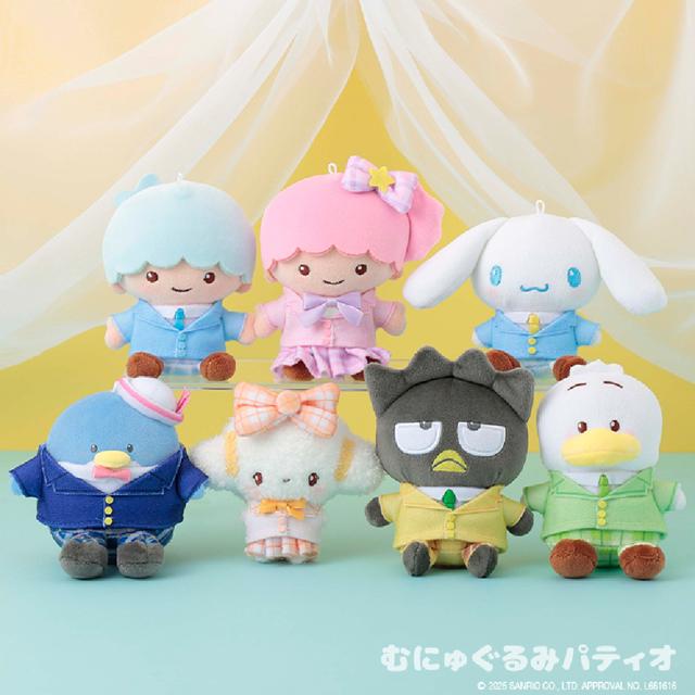 小禮堂 Sanrio 三麗鷗 絨毛玩偶吊飾 (制服款) Kitty 美樂蒂 大耳狗 雙子星｜療癒選物 6