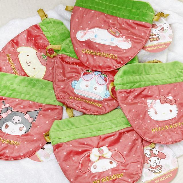 小禮堂 Sanrio 三麗鷗 造型絨毛束口袋 (草莓新聞50週年) Hello Kitty 美樂蒂 大耳狗