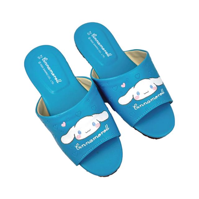 小禮堂 Sanrio 三麗鷗 大耳狗 皮質室內拖鞋 24-26cm (藍大臉)