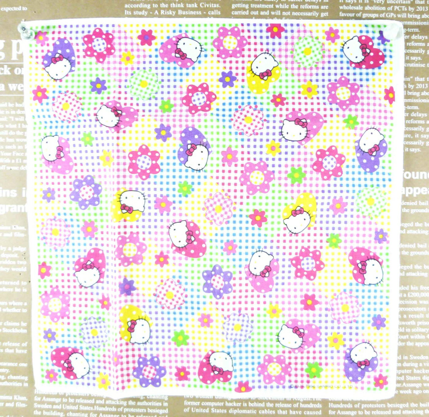 【震撼精品百貨】Hello Kitty 凱蒂貓 手帕 格子花花 震撼日式精品百貨